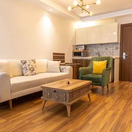 Grand Luxury Aparthotel