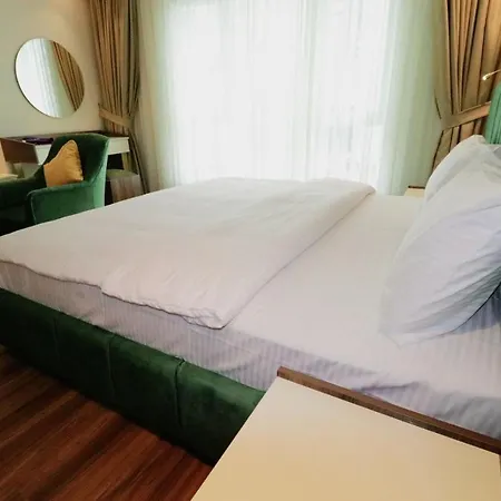 Grand Luxury