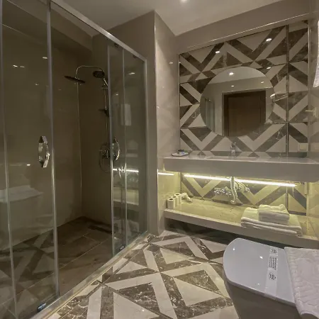 Grand Luxury 4*
