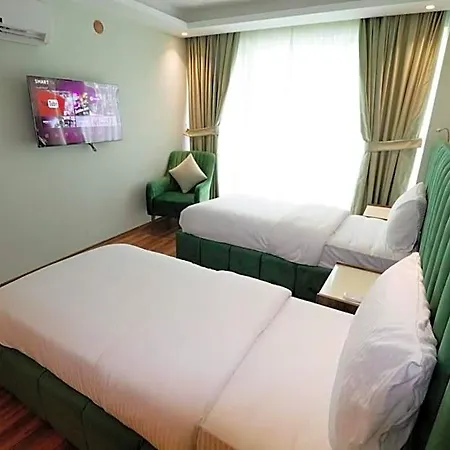 Hotel apartamentowy Grand Luxury 4*